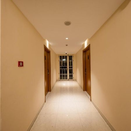 Tag Hotels Irugur Esterno foto